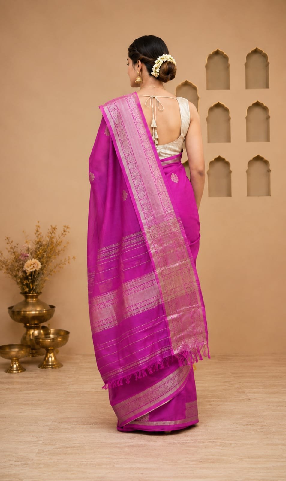 MANGALGIRI SILK KANCHI BORDER BUTTA SAREE - View 4