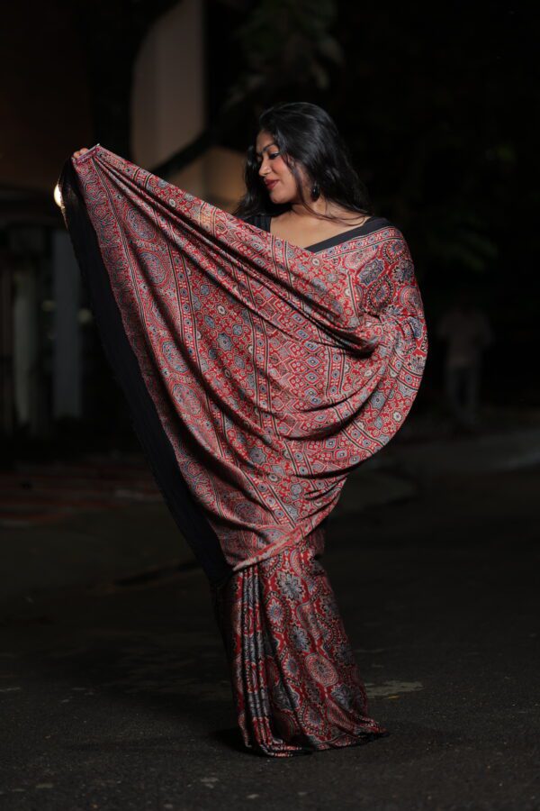 Modal Saree - Image 6